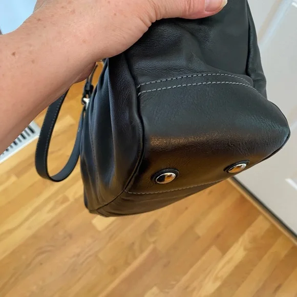 Coach East West Gallery Tote Leather Bag - Picture 15 of 16